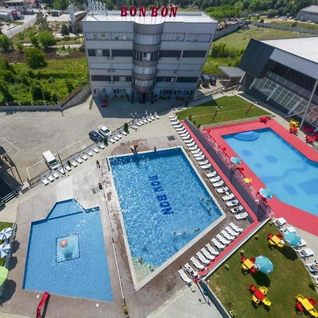 Hotel & Resort Bon Bon Suto Orizari ภายนอก รูปภาพ