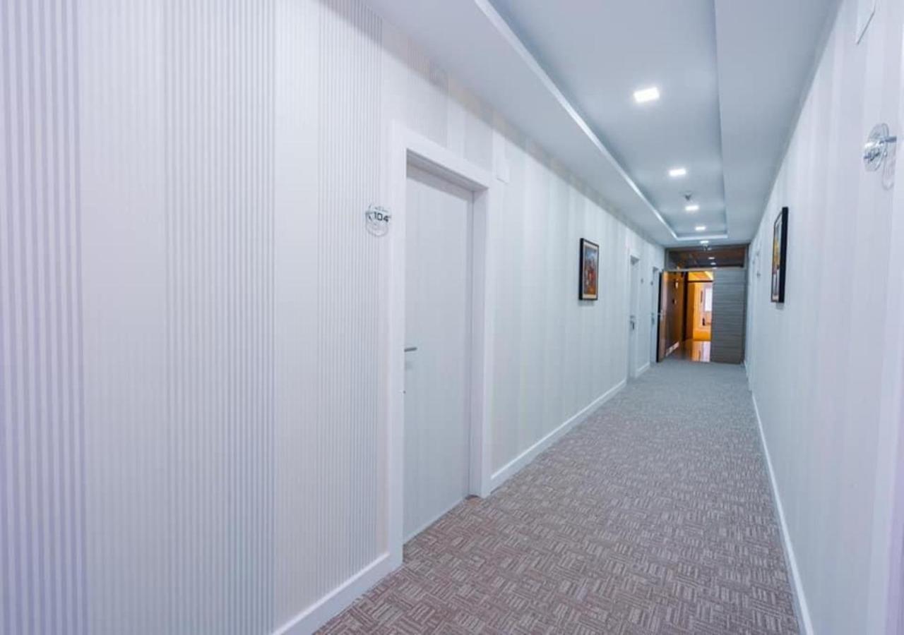 Hotel & Resort Bon Bon Suto Orizari ภายนอก รูปภาพ