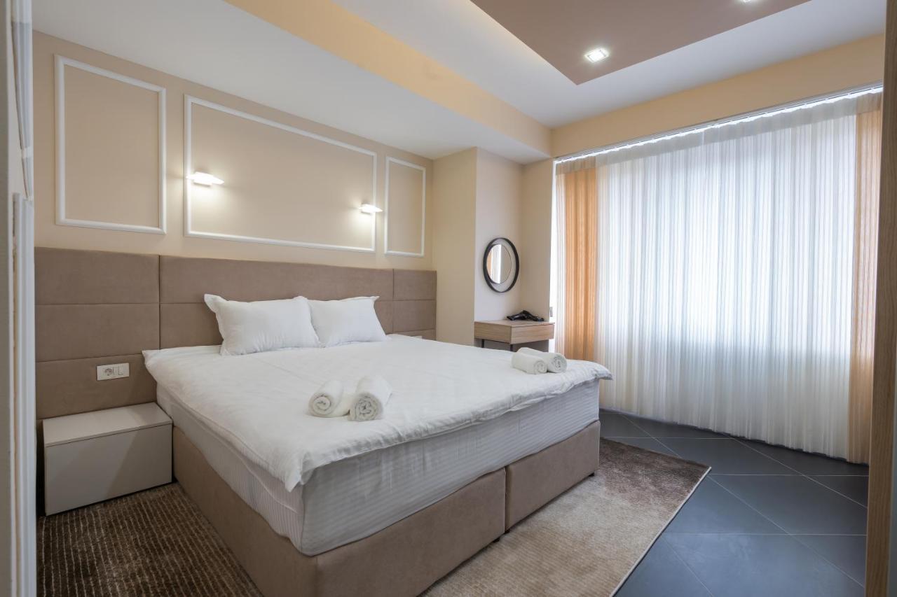 Hotel & Resort Bon Bon Suto Orizari ภายนอก รูปภาพ